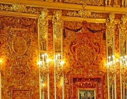 Amber room by Dennis Jarvis/creative commons